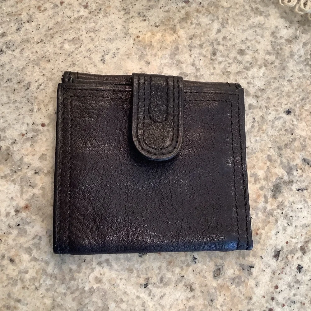 Kenneth Cole Black Billfold Wallet